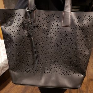 Frye Carson Perf Floral Tote